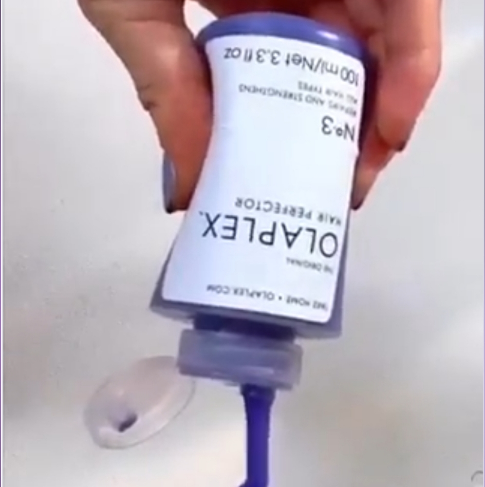 Olaplex COLOR BOMB - Picture 3 of 4